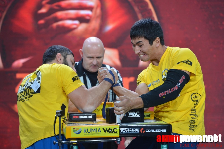 Zloty Tur 2015 - Right Hand # Armwrestling # Armpower.net