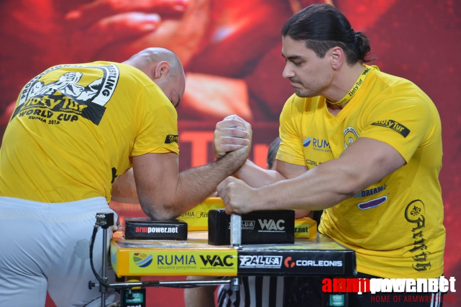 Zloty Tur 2015 - Right Hand # Siłowanie na ręce # Armwrestling # Armpower.net