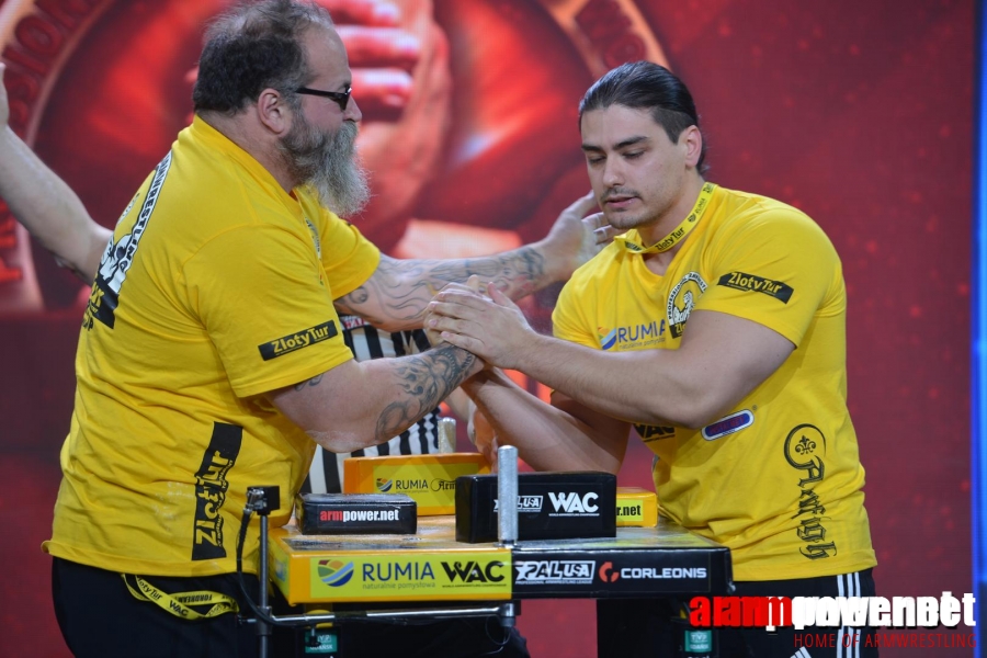 Zloty Tur 2015 - Right Hand # Siłowanie na ręce # Armwrestling # Armpower.net