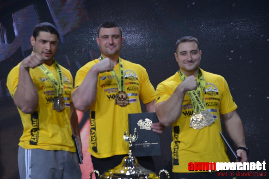 Zloty Tur 2015 - Right Hand # Siłowanie na ręce # Armwrestling # Armpower.net