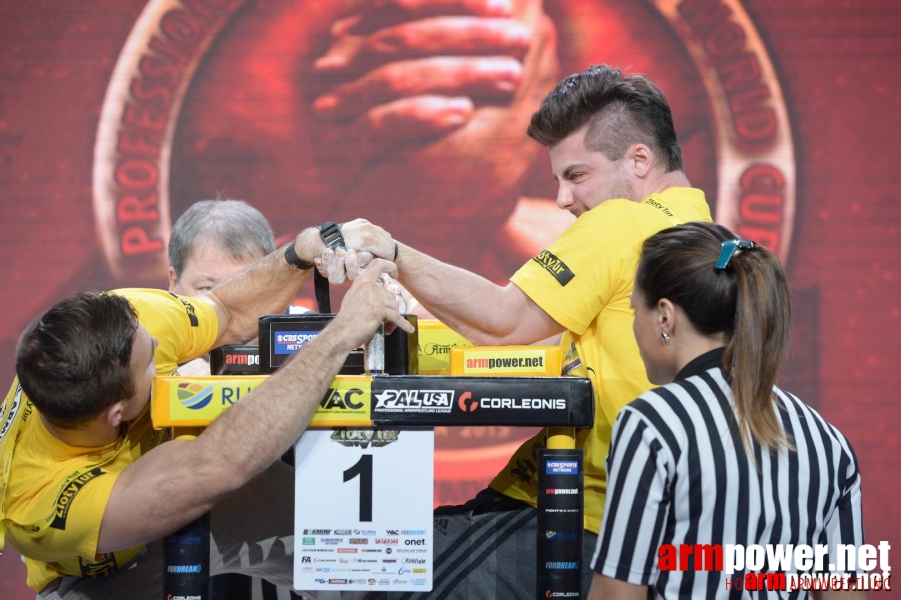 Zloty Tur 2015 by Mark Kazus - Left Hand # Armwrestling # Armpower.net