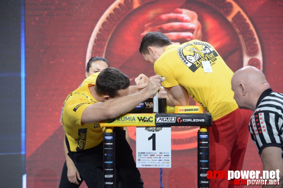 Zloty Tur 2015 by Mark Kazus - Left Hand # Siłowanie na ręce # Armwrestling # Armpower.net