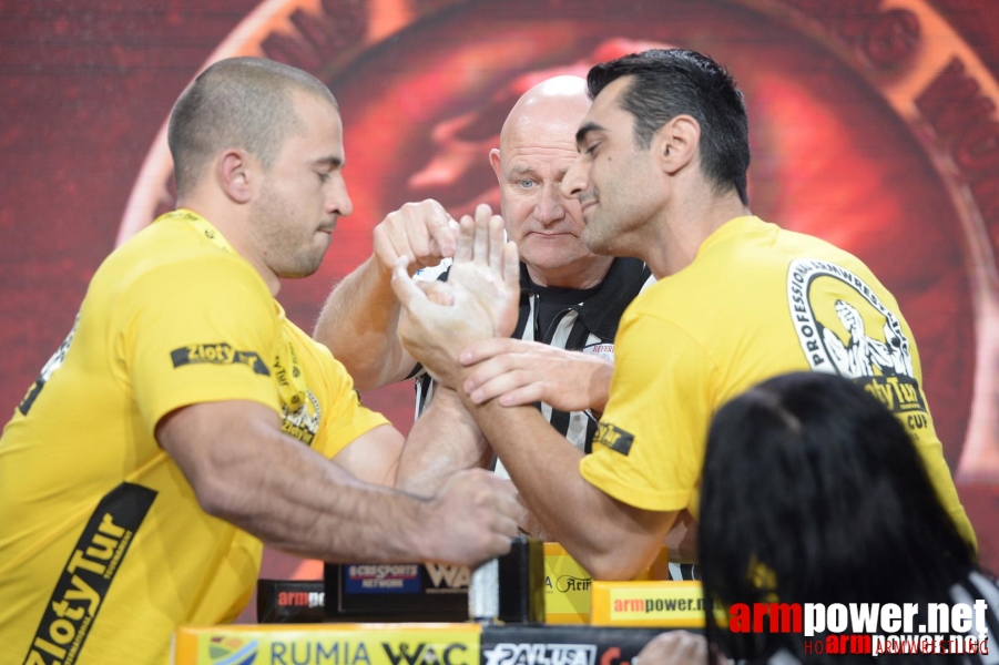 Zloty Tur 2015 by Mark Kazus - Left Hand # Armwrestling # Armpower.net