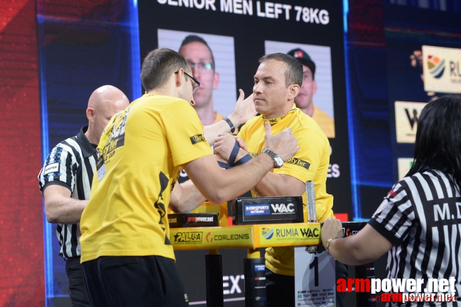 Zloty Tur 2015 by Mark Kazus - Left Hand # Siłowanie na ręce # Armwrestling # Armpower.net