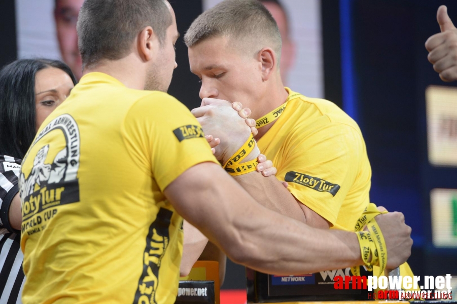 Zloty Tur 2015 by Mark Kazus - Left Hand # Armwrestling # Armpower.net