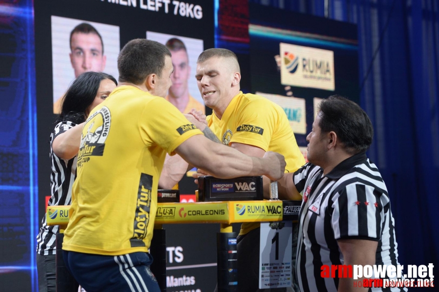 Zloty Tur 2015 by Mark Kazus - Left Hand # Armwrestling # Armpower.net