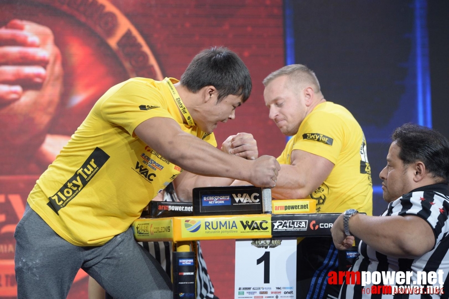 Zloty Tur 2015 by Mark Kazus - Left Hand # Siłowanie na ręce # Armwrestling # Armpower.net