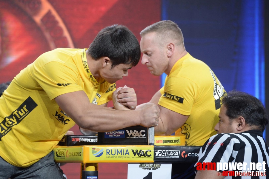 Zloty Tur 2015 by Mark Kazus - Left Hand # Armwrestling # Armpower.net