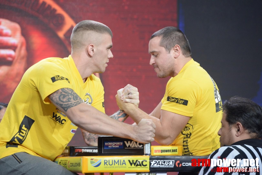 Zloty Tur 2015 by Mark Kazus - Left Hand # Armwrestling # Armpower.net