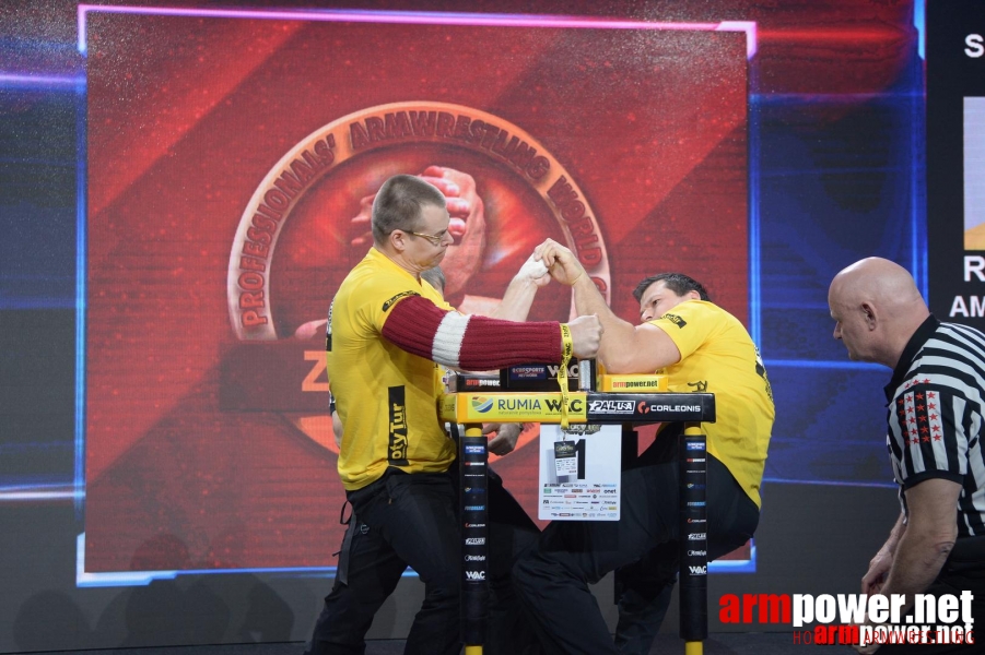 Zloty Tur 2015 by Mark Kazus - Left Hand # Siłowanie na ręce # Armwrestling # Armpower.net