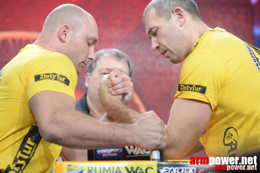 Zloty Tur 2015 by Mark Kazus - Left Hand # Armwrestling # Armpower.net