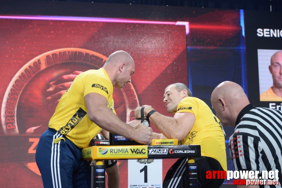 Zloty Tur 2015 by Mark Kazus - Left Hand # Siłowanie na ręce # Armwrestling # Armpower.net