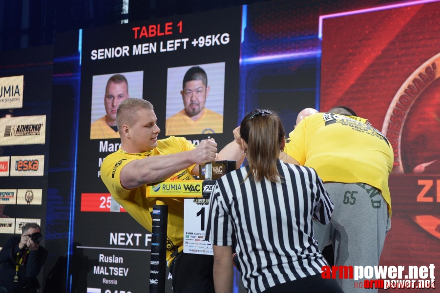 Zloty Tur 2015 by Mark Kazus - Left Hand # Siłowanie na ręce # Armwrestling # Armpower.net