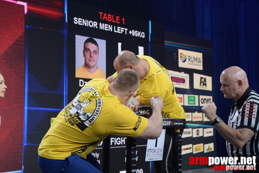 Zloty Tur 2015 by Mark Kazus - Left Hand # Siłowanie na ręce # Armwrestling # Armpower.net