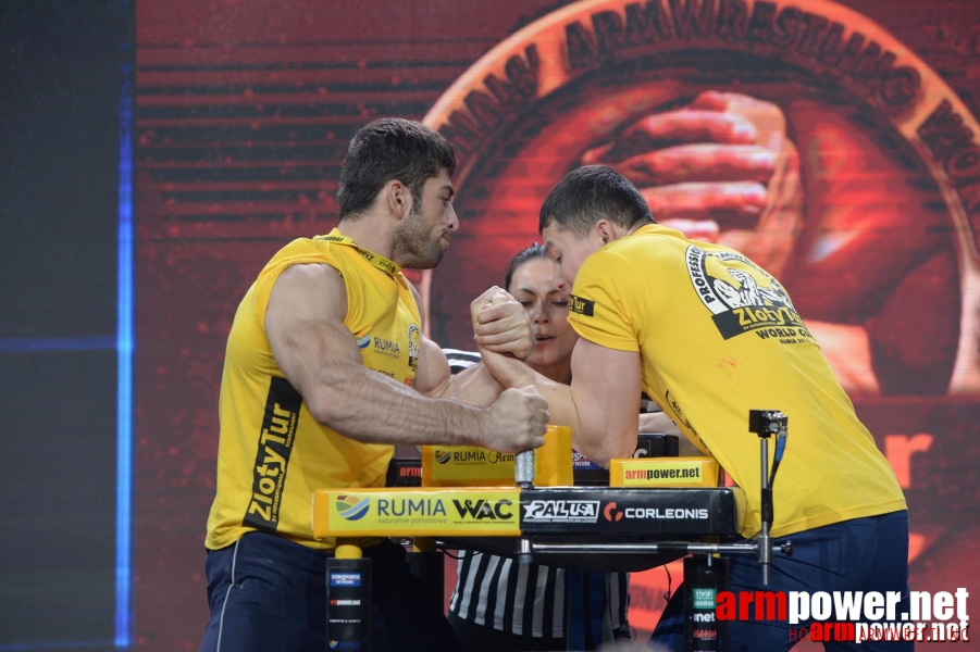 Zloty Tur 2015 by Mark Kazus - Left Hand # Siłowanie na ręce # Armwrestling # Armpower.net