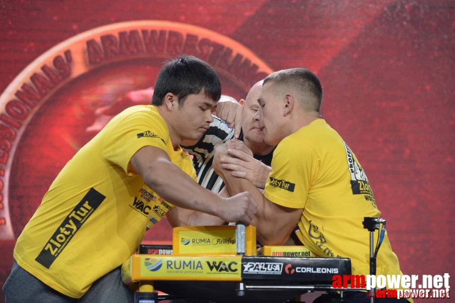 Zloty Tur 2015 by Mark Kazus - Left Hand # Siłowanie na ręce # Armwrestling # Armpower.net