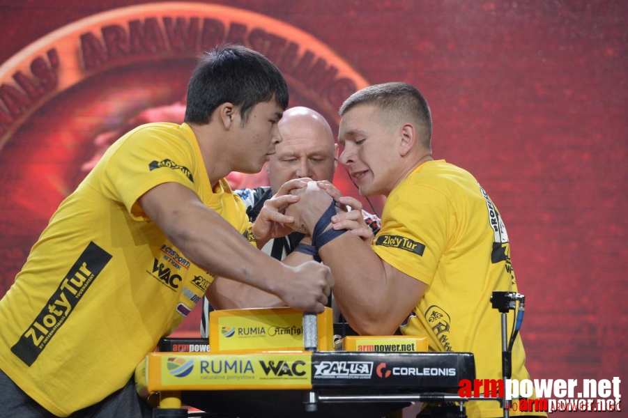 Zloty Tur 2015 by Mark Kazus - Left Hand # Siłowanie na ręce # Armwrestling # Armpower.net