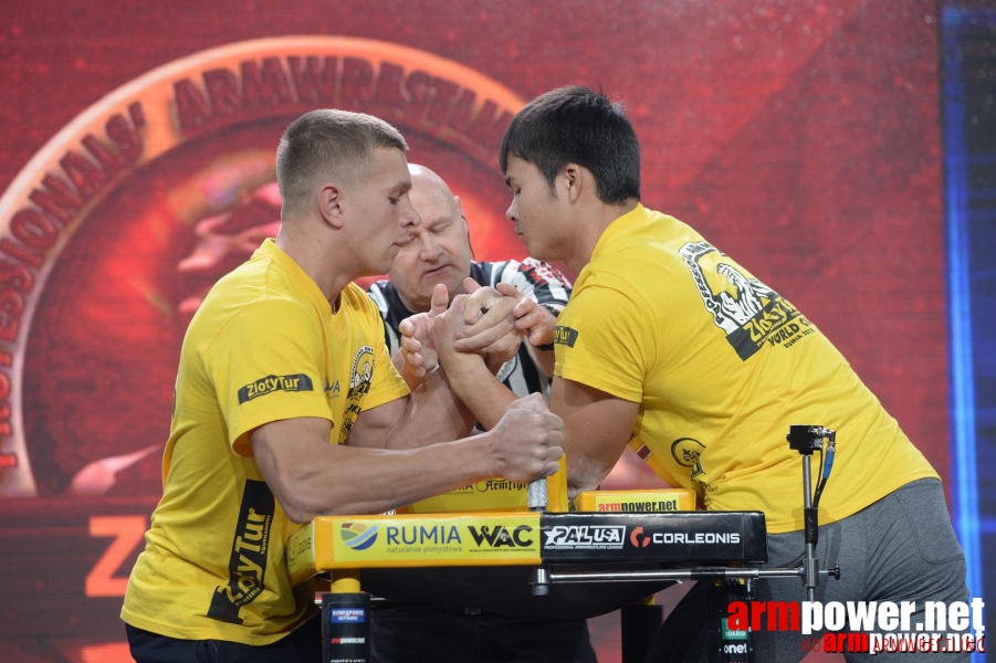 Zloty Tur 2015 by Mark Kazus - Left Hand # Siłowanie na ręce # Armwrestling # Armpower.net