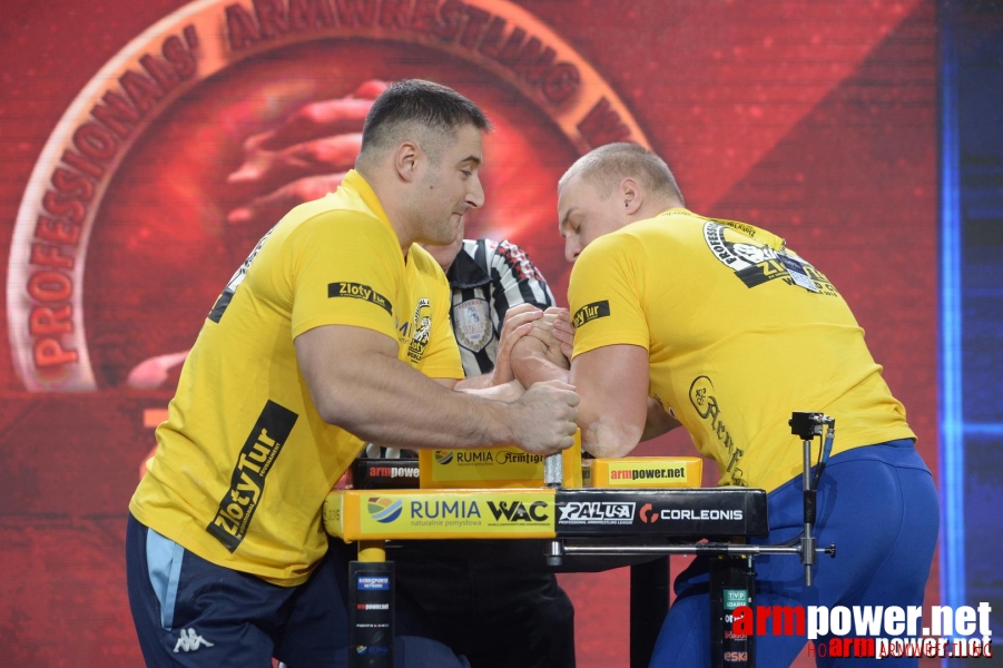 Zloty Tur 2015 by Mark Kazus - Left Hand # Siłowanie na ręce # Armwrestling # Armpower.net