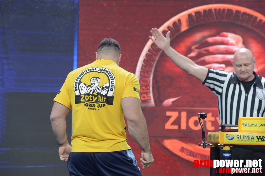 Zloty Tur 2015 by Mark Kazus - Left Hand # Siłowanie na ręce # Armwrestling # Armpower.net