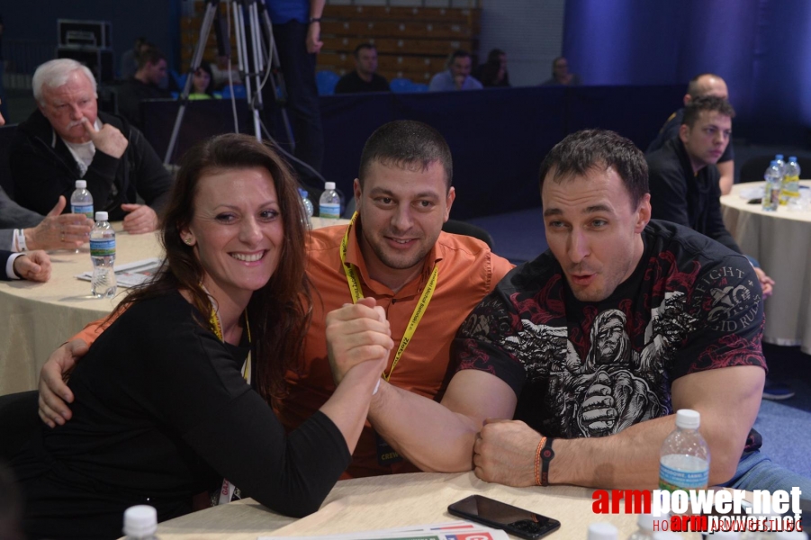 Zloty Tur 2015 by Mark Kazus - Left Hand # Siłowanie na ręce # Armwrestling # Armpower.net