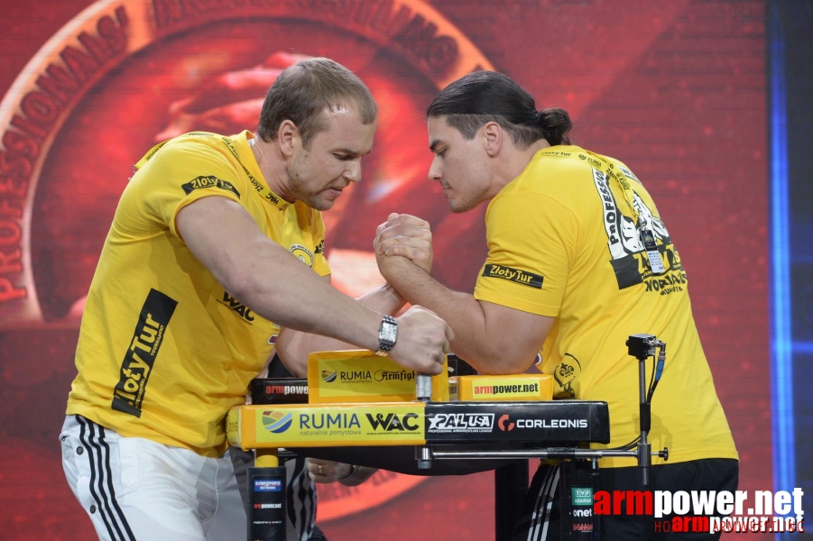 Zloty Tur 2015 by Mark Kazus - Left Hand # Siłowanie na ręce # Armwrestling # Armpower.net