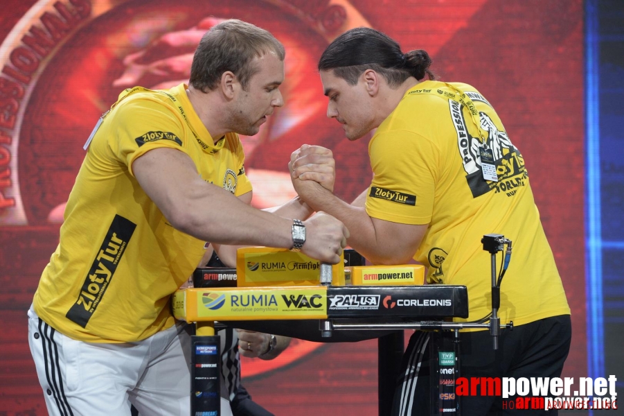 Zloty Tur 2015 by Mark Kazus - Left Hand # Siłowanie na ręce # Armwrestling # Armpower.net