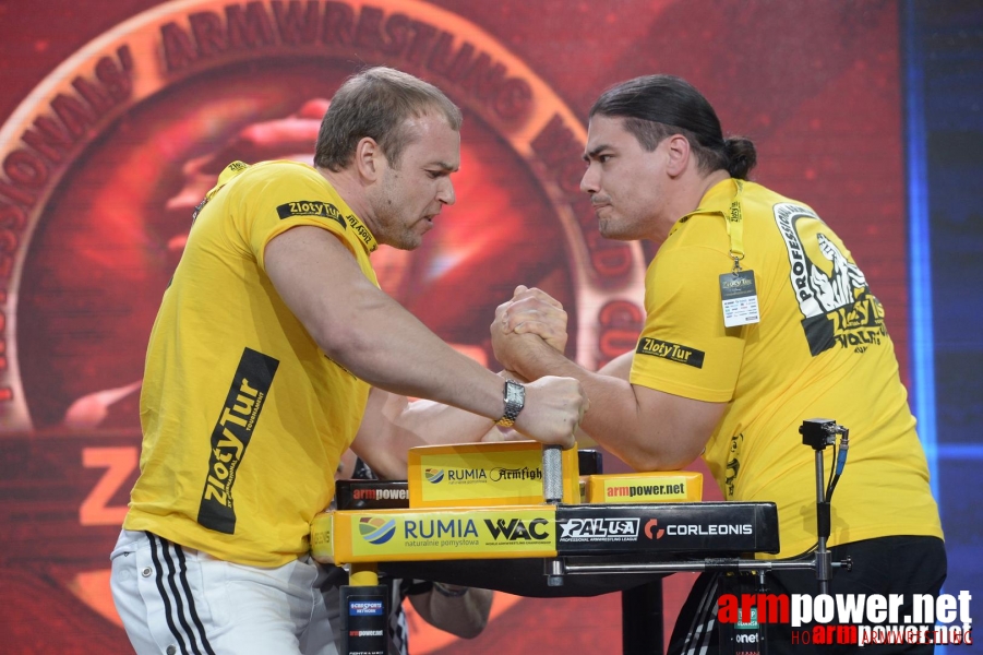 Zloty Tur 2015 by Mark Kazus - Left Hand # Siłowanie na ręce # Armwrestling # Armpower.net