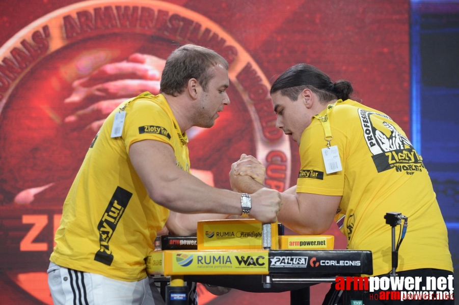 Zloty Tur 2015 by Mark Kazus - Left Hand # Siłowanie na ręce # Armwrestling # Armpower.net