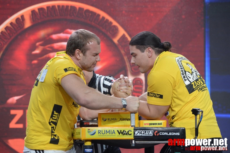 Zloty Tur 2015 by Mark Kazus - Left Hand # Siłowanie na ręce # Armwrestling # Armpower.net