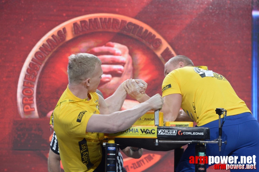 Zloty Tur 2015 by Mark Kazus - Left Hand # Siłowanie na ręce # Armwrestling # Armpower.net