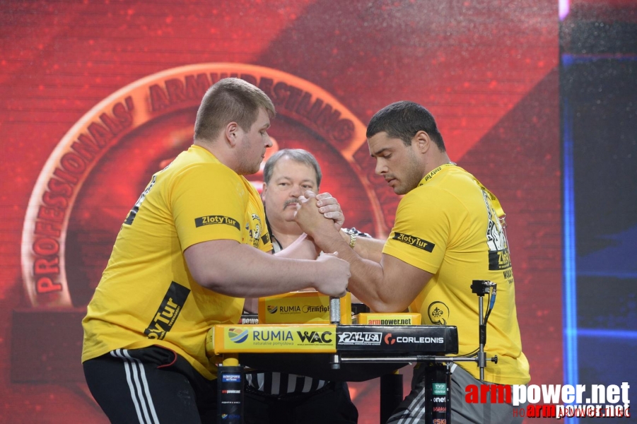 Zloty Tur 2015 by Mark Kazus - Left Hand # Siłowanie na ręce # Armwrestling # Armpower.net