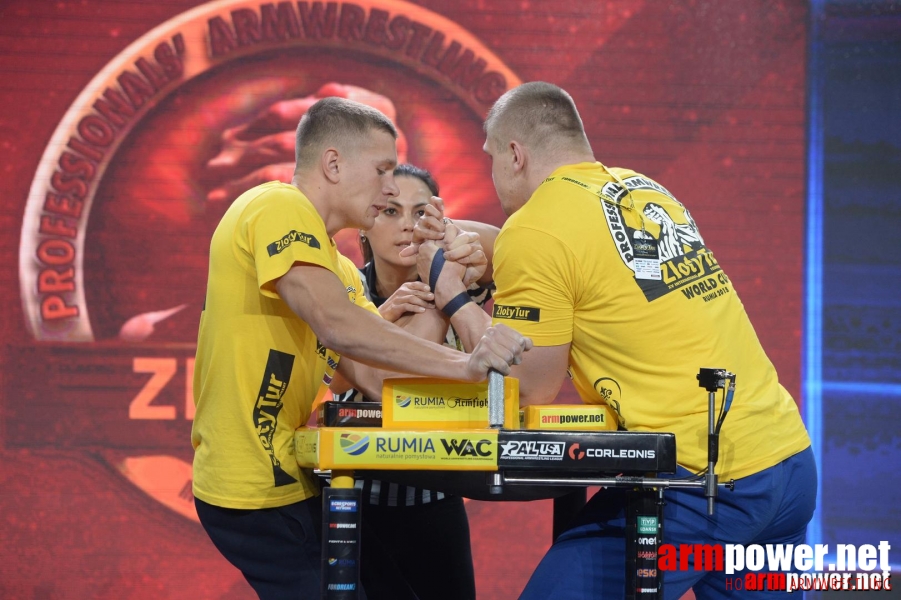 Zloty Tur 2015 by Mark Kazus - Left Hand # Siłowanie na ręce # Armwrestling # Armpower.net