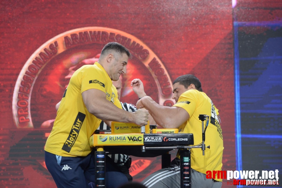 Zloty Tur 2015 by Mark Kazus - Left Hand # Siłowanie na ręce # Armwrestling # Armpower.net