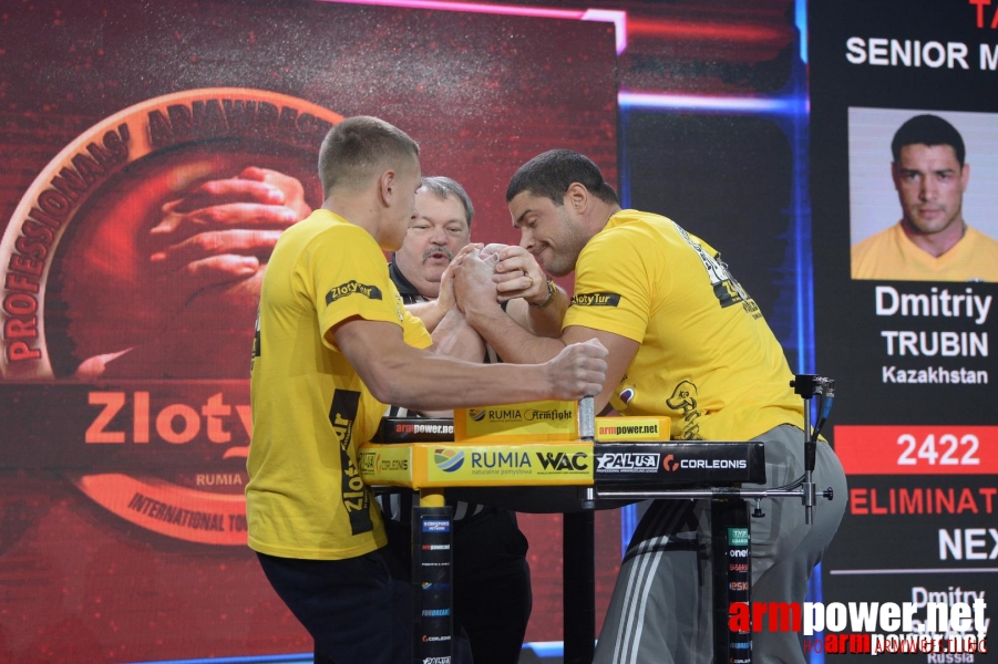 Zloty Tur 2015 by Mark Kazus - Left Hand # Siłowanie na ręce # Armwrestling # Armpower.net