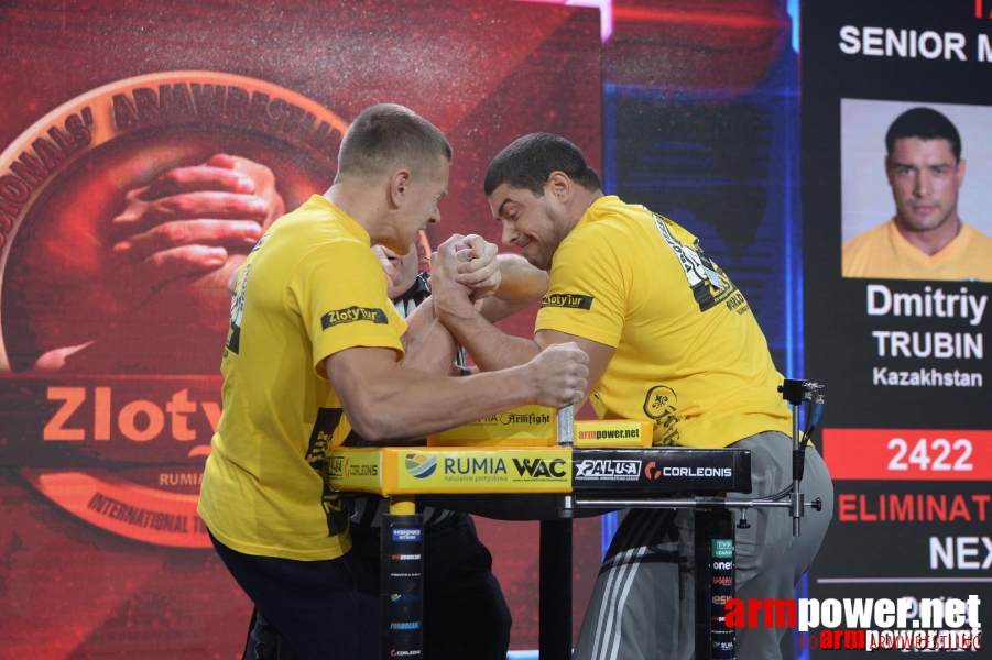 Zloty Tur 2015 by Mark Kazus - Left Hand # Siłowanie na ręce # Armwrestling # Armpower.net