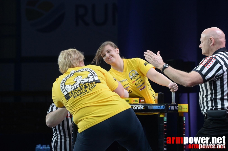 Zloty Tur 2015 by Mark Kazus - Right Hand # Armwrestling # Armpower.net