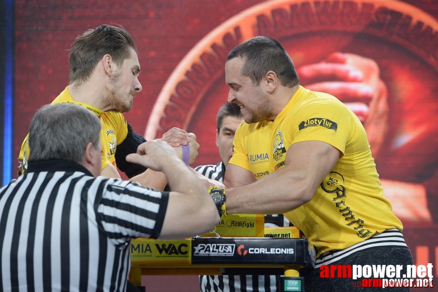 Zloty Tur 2015 by Mark Kazus - Right Hand # Siłowanie na ręce # Armwrestling # Armpower.net