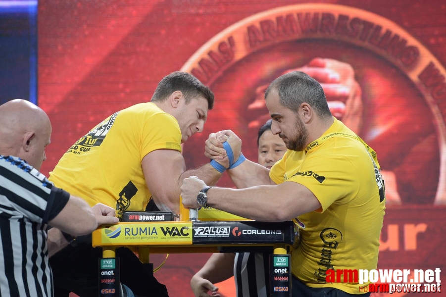 Zloty Tur 2015 by Mark Kazus - Right Hand # Siłowanie na ręce # Armwrestling # Armpower.net