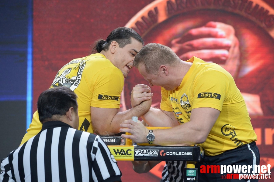 Zloty Tur 2015 by Mark Kazus - Right Hand # Siłowanie na ręce # Armwrestling # Armpower.net