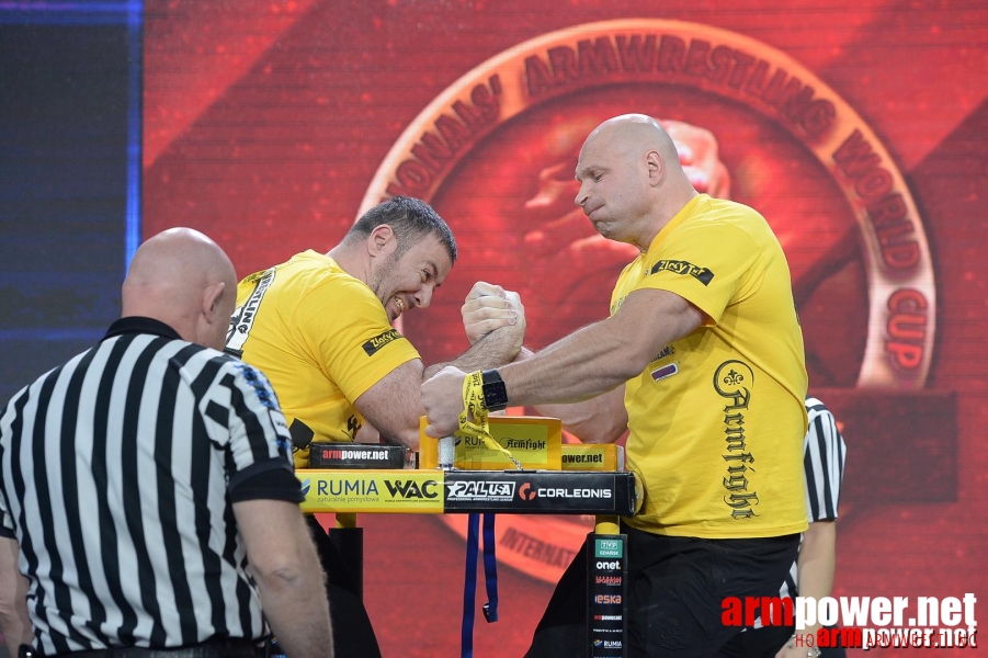 Zloty Tur 2015 by Mark Kazus - Right Hand # Siłowanie na ręce # Armwrestling # Armpower.net