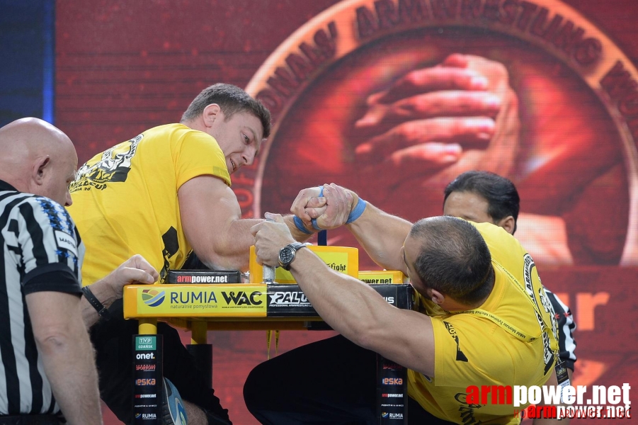 Zloty Tur 2015 by Mark Kazus - Right Hand # Armwrestling # Armpower.net