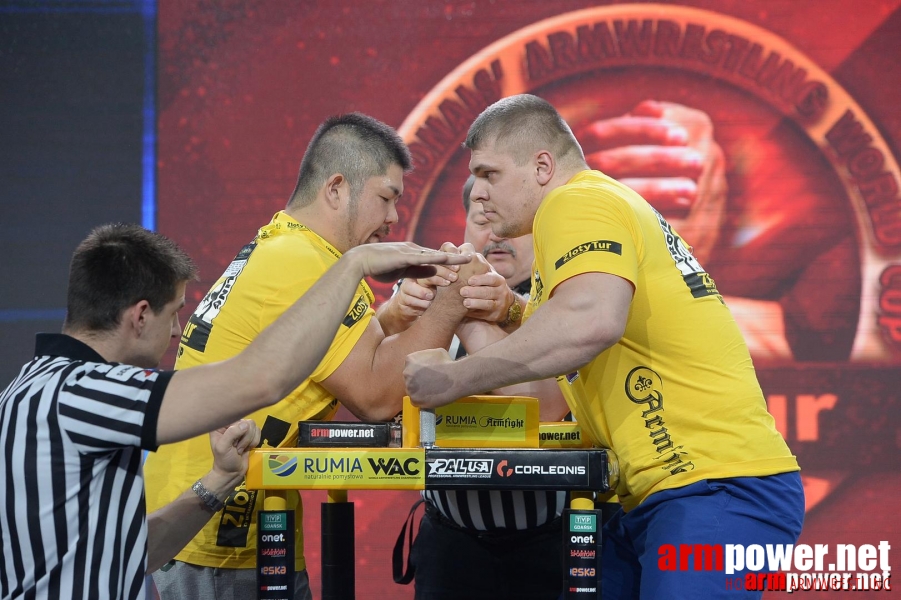 Zloty Tur 2015 by Mark Kazus - Right Hand # Siłowanie na ręce # Armwrestling # Armpower.net