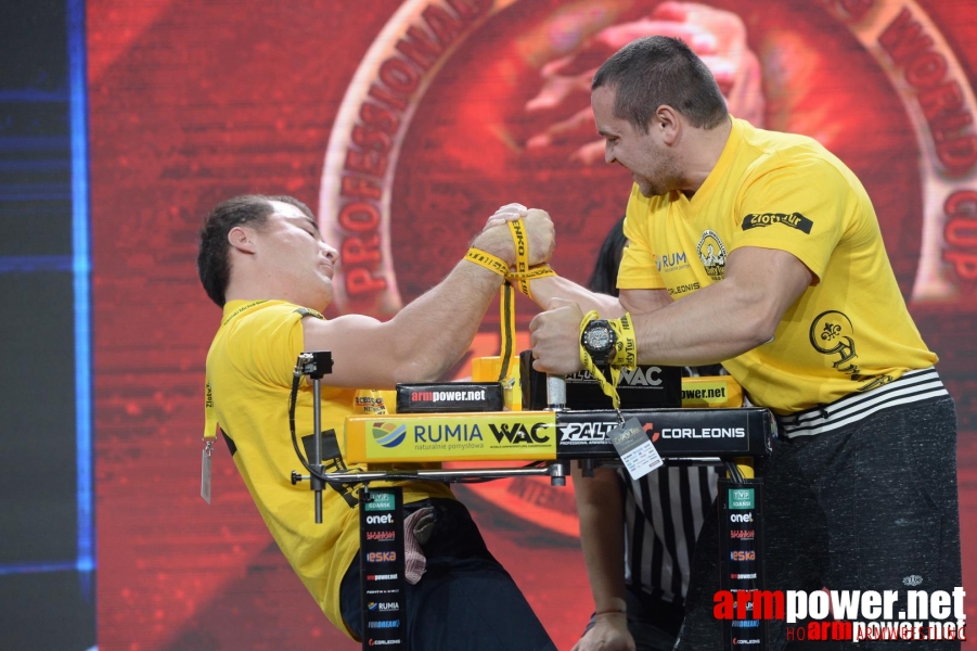 Zloty Tur 2015 by Mark Kazus - Right Hand # Siłowanie na ręce # Armwrestling # Armpower.net