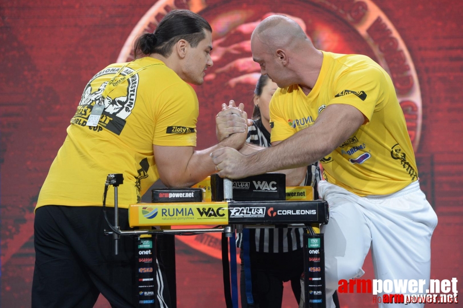 Zloty Tur 2015 by Mark Kazus - Right Hand # Armwrestling # Armpower.net