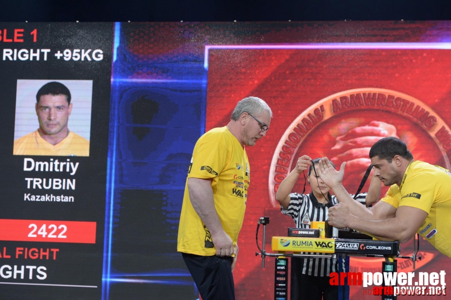 Zloty Tur 2015 by Mark Kazus - Right Hand # Siłowanie na ręce # Armwrestling # Armpower.net