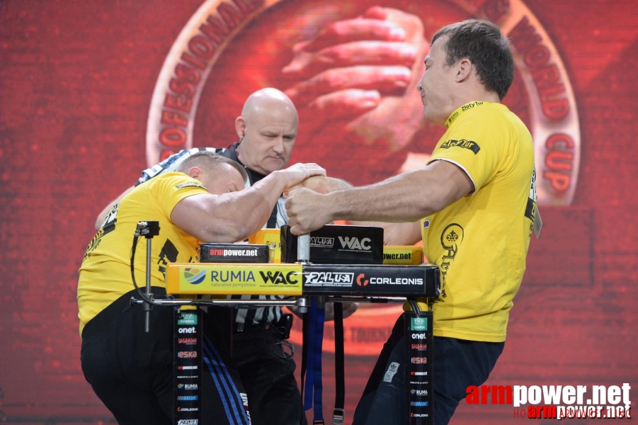 Zloty Tur 2015 by Mark Kazus - Right Hand # Armwrestling # Armpower.net