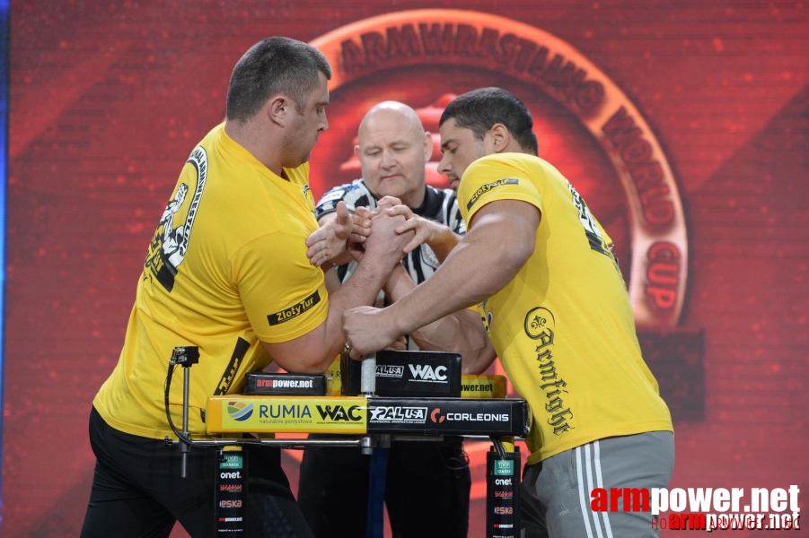 Zloty Tur 2015 by Mark Kazus - Right Hand # Siłowanie na ręce # Armwrestling # Armpower.net