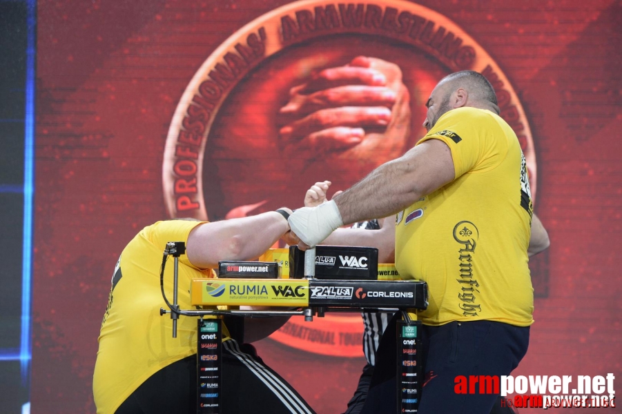 Zloty Tur 2015 by Mark Kazus - Right Hand # Siłowanie na ręce # Armwrestling # Armpower.net