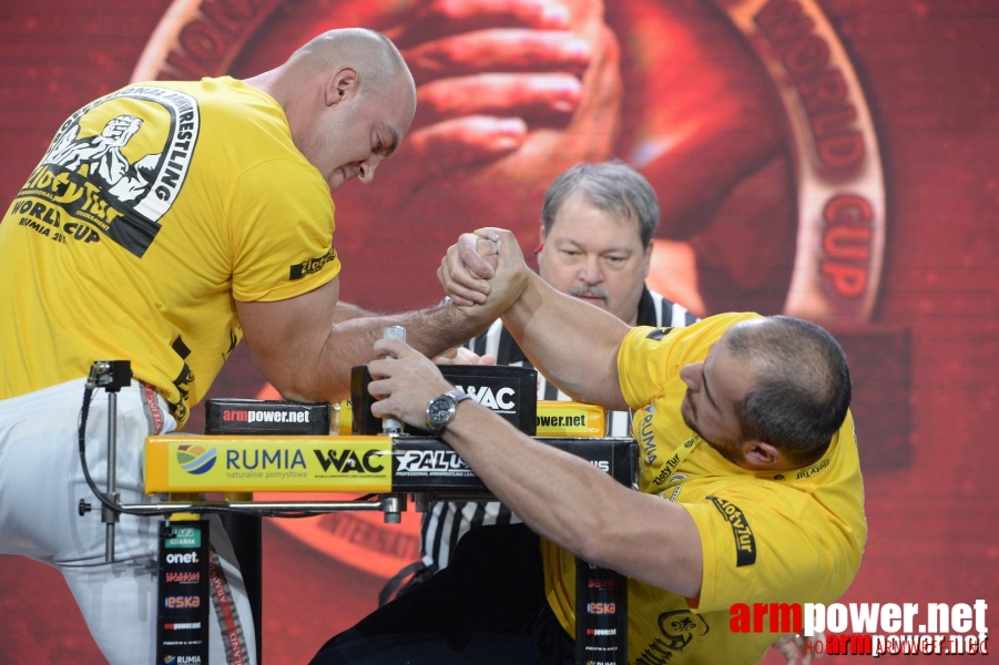 Zloty Tur 2015 by Mark Kazus - Right Hand # Siłowanie na ręce # Armwrestling # Armpower.net